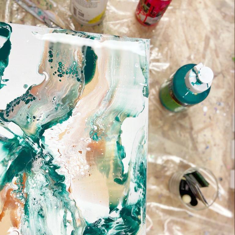 Yksityistilaisuudet Paints and Friends Helsinki