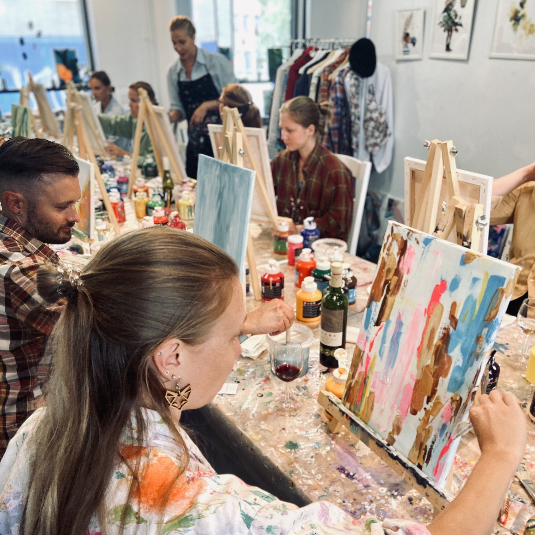 Paints and Wine Paints and Friends Helsinki